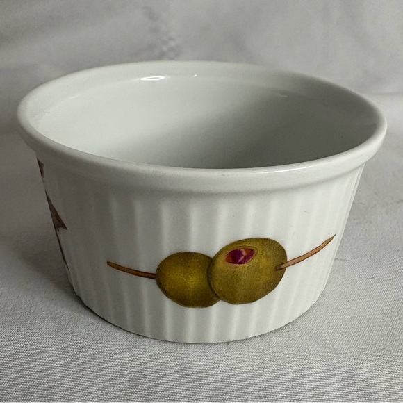 Royal Worcester “ M” ramekin - Picture 2 of 3